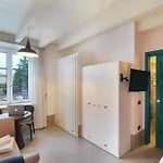 Cabanon Urban Apartments
