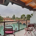 Cabanon Urban Apartments