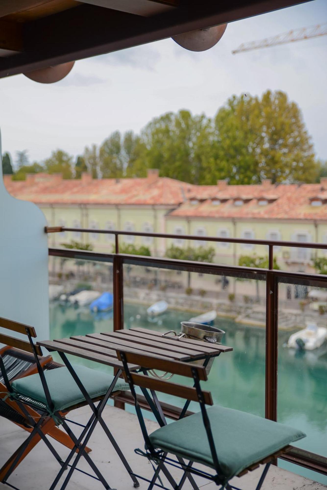 Cabanon Urban * Peschiera del Garda