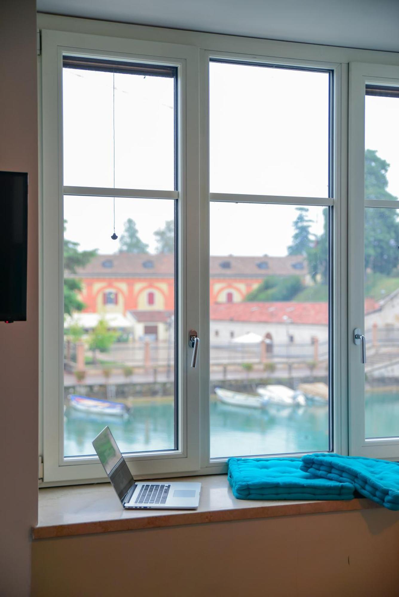 Cabanon Urban * Peschiera del Garda